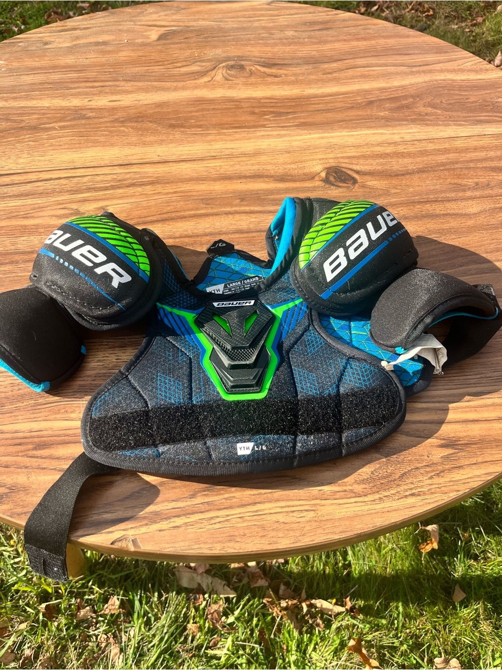 Bauer Youth Chest Protector in Blue, Green, Black- size Large